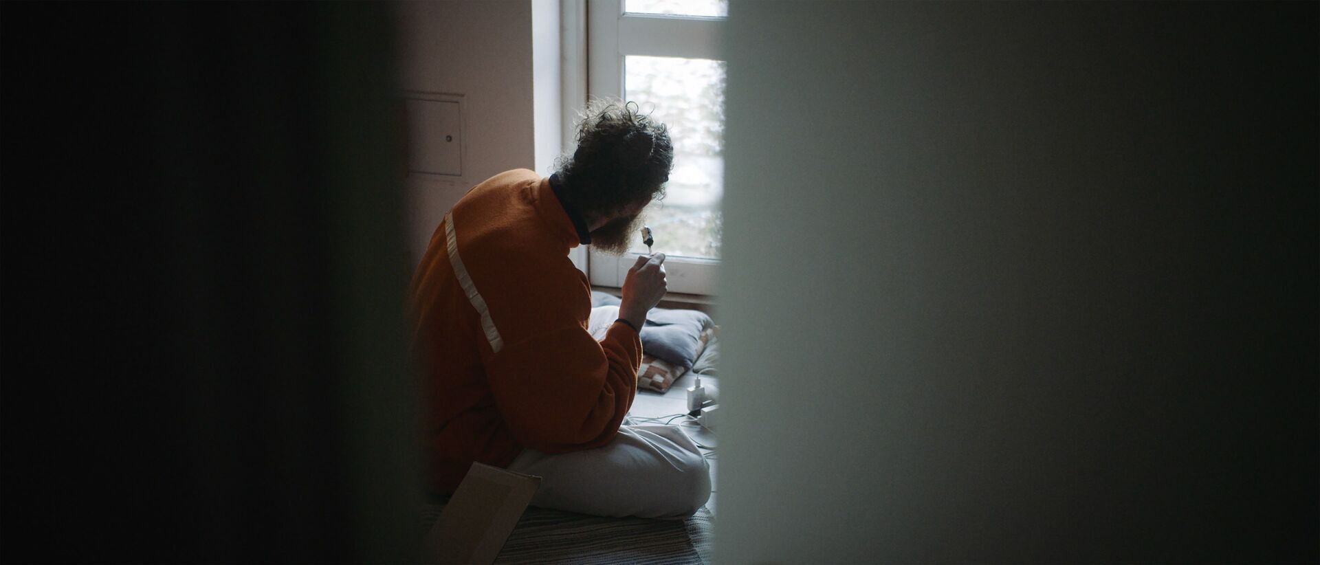The monk by the window, 70% Selfless